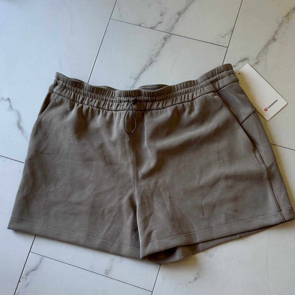 Lululemon Athletica Women's Gray Softstreme Shorts